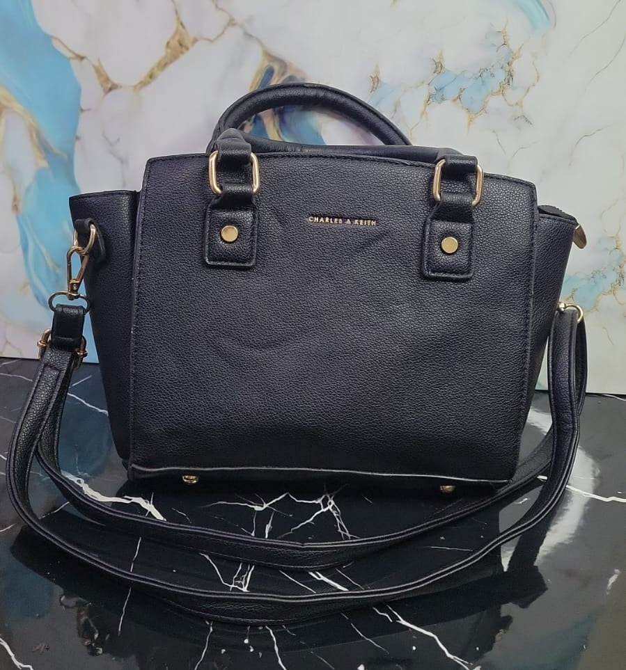 Bolso de mano de Charles & Keith