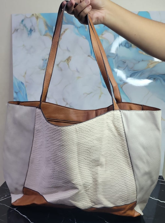 Bolso tote sin distinción de marca