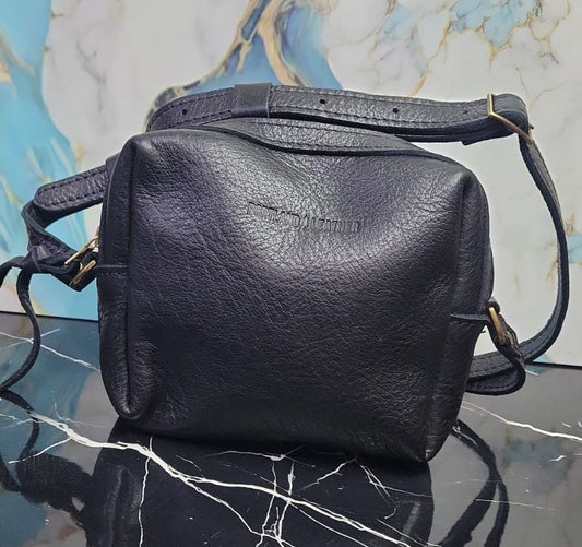 Bolso pequeño de cuero