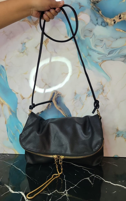 Bolso Bandolera de Piel Sintética con Cremallera y Detalles Dorados